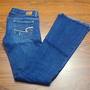 AMERICAN EAGLE JEAN